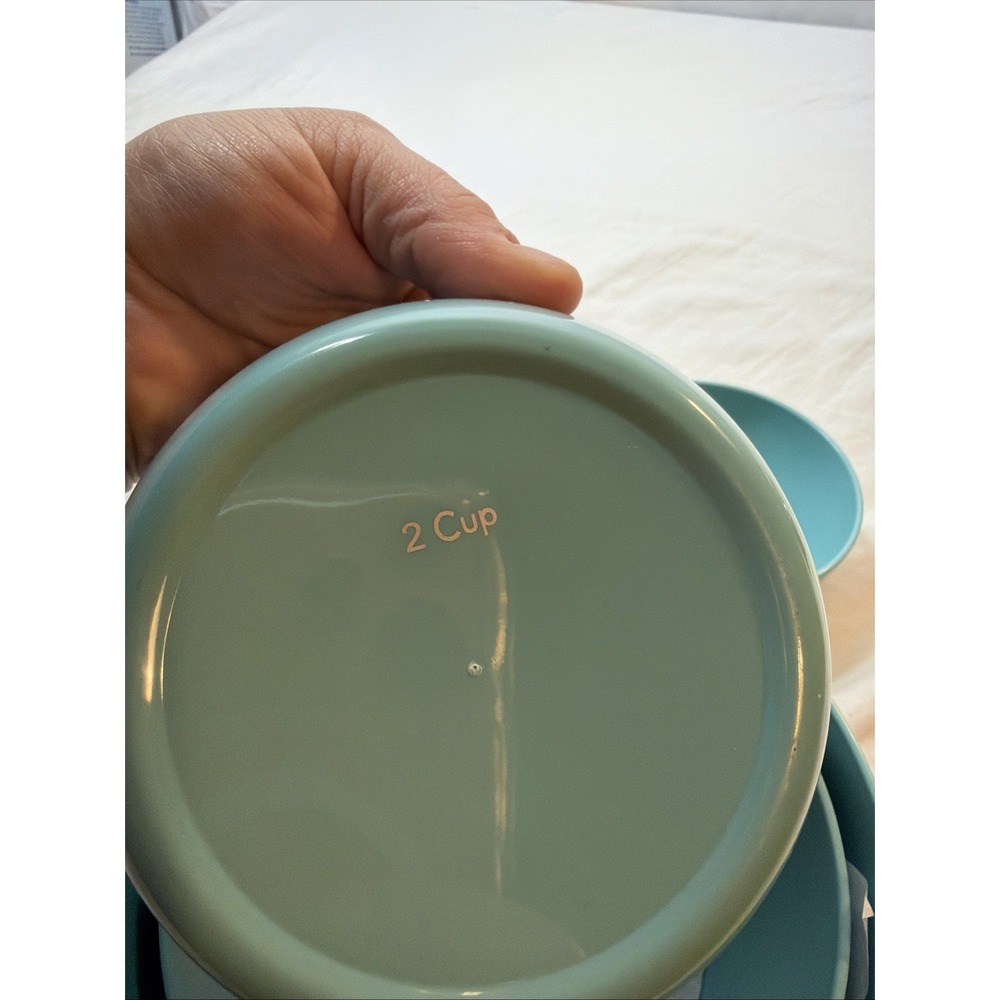 Set Of 4 Nesting Kitchen Aid Bowls W/ Lids - Picture 5 of 8
